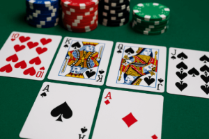 哪些平台适合玩 poker 大細？